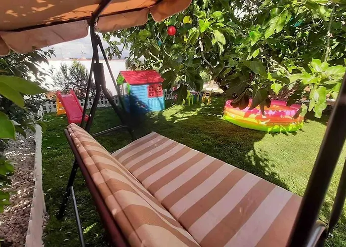 Peaceful Vacation Villa *